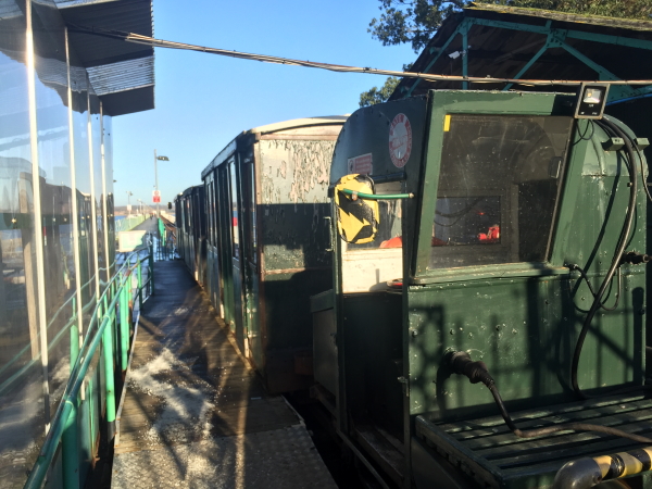 Hythe Pier Railway